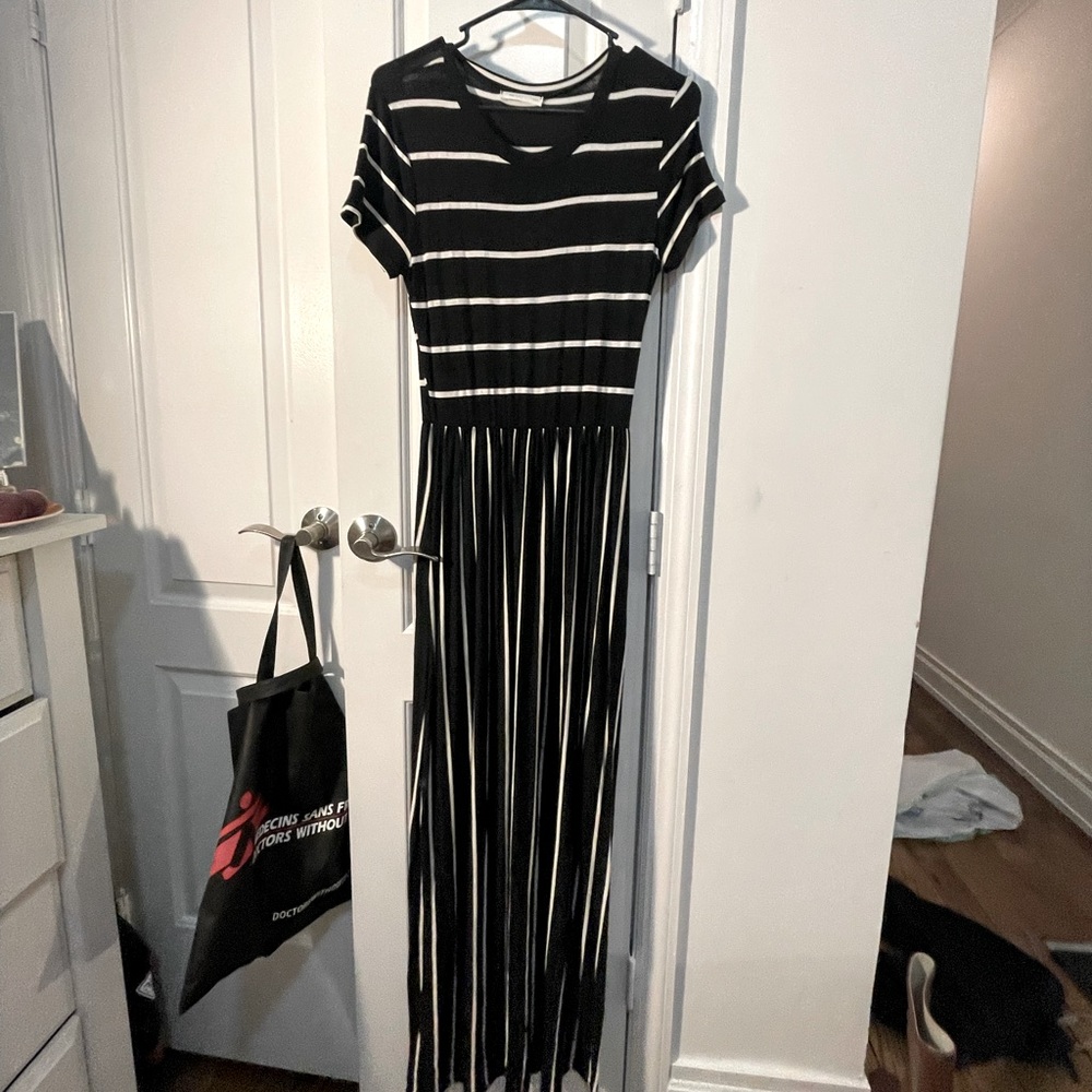 Reb & J. 220 maxi dress